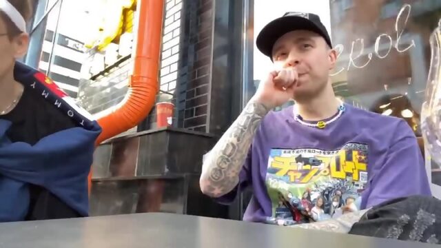 БУСТЕР И ЕГОР КРИД СПАЛИЛИ ТЕНДЕРЛИ БЕЗ МАСКИ  АМИНА БЕЗ МАСКИ