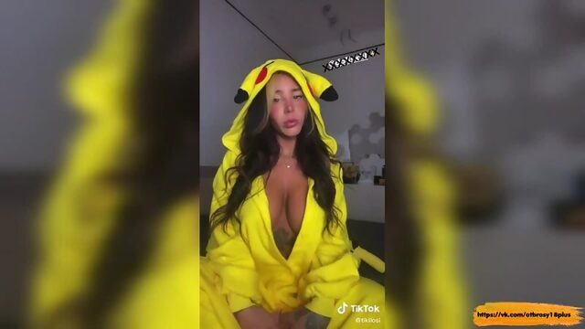 Голый тик-ток  сексуальный пика-чу