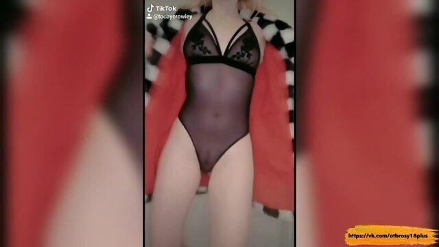 Голый тик-ток  волшебное пальто которое раздевает