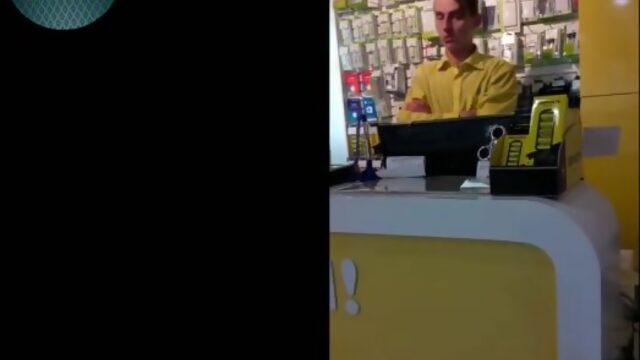 Продавец салона въебал говна Ханженство шофинизм залупа профпредметы терафлю буона нотта