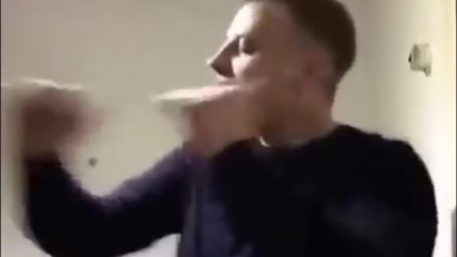 Окей Гугл найди мне кого-нибудь кто круче меня .