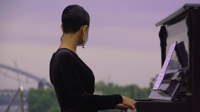 Анна седокова вселенная премьера клипа 201 екатерина варнава ксения безуглова айза анохина ирада хайт варда новый седакова